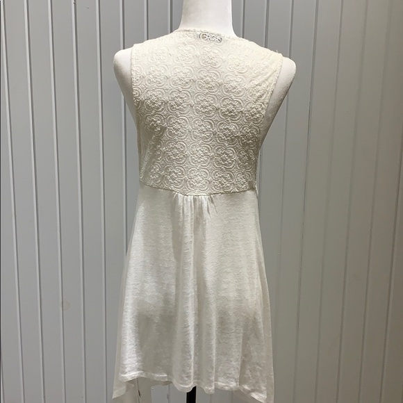 Anthropologie Cupio Vest With Embroidered Back - Picture 8 of 8